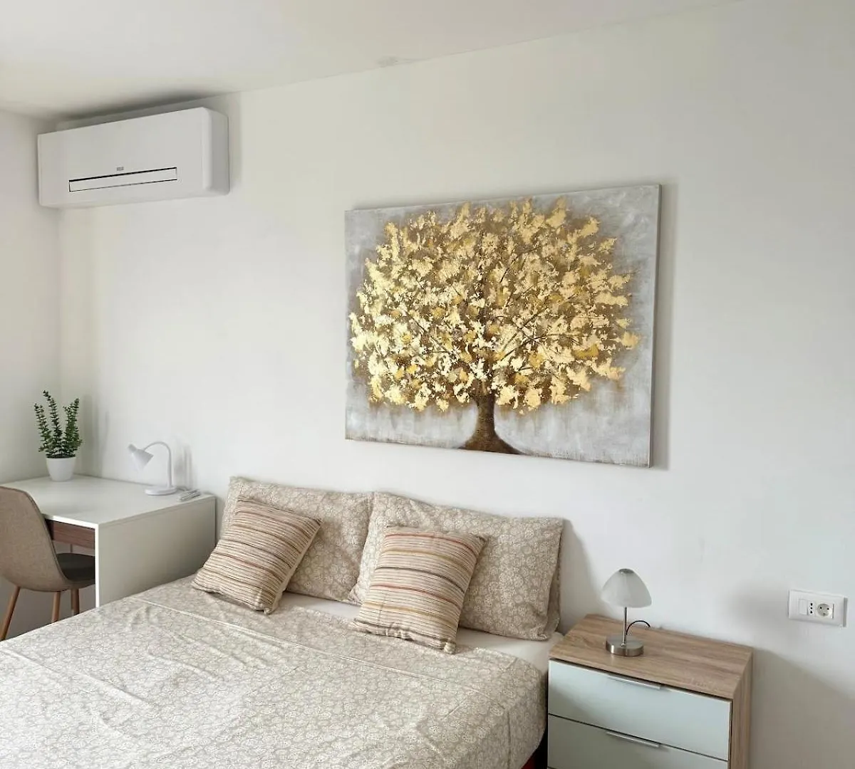 New Villa With Pool, Sea View, Porec