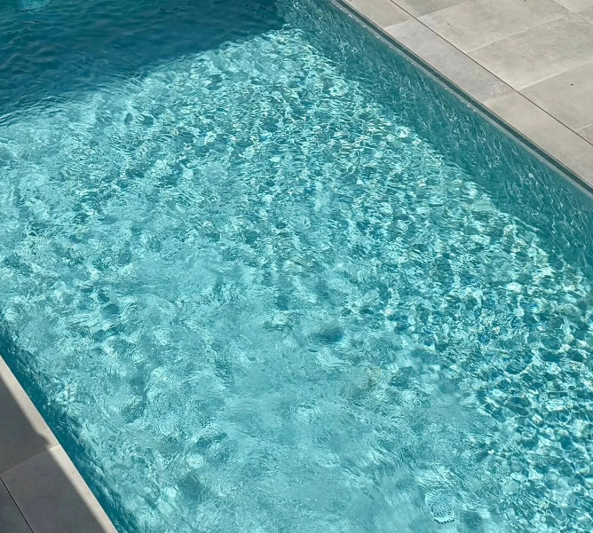 New Villa With Pool, Sea View, פורץ