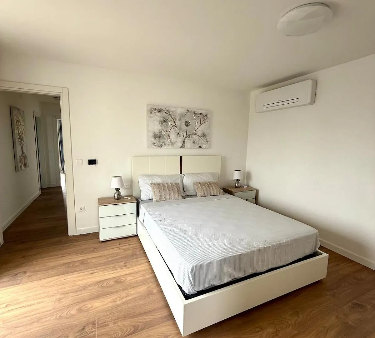 New Villa With Pool, Sea View, Poreč Horvátország